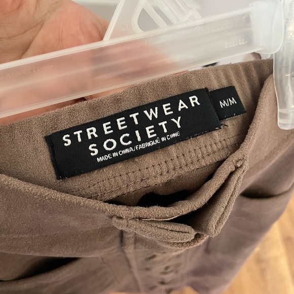 Suede mini skirt - Picture 2 of 3